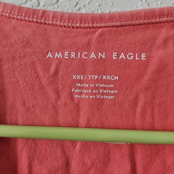 NWOT American Eagle Deep Scoopneck Ruched Tie Sleeve Soft Stretch Cropped Tank - Picture 2 of 5